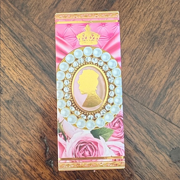 NIB Pat McGrath Bridgerton Lipstick 494 Negligee - Soft Nude - Picture 4 of 7